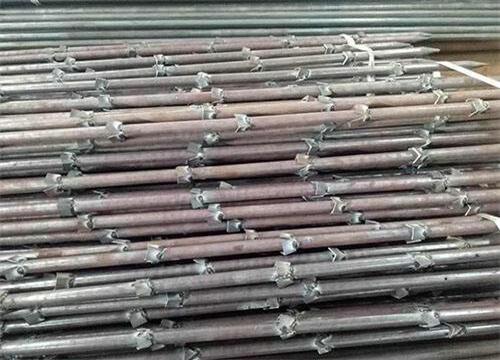 营山隧道钢花管